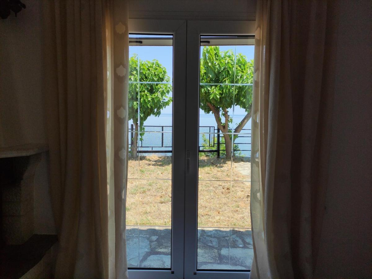 马克罗吉亚罗斯White Clam Vintage House With Sea View & Garden别墅 外观 照片